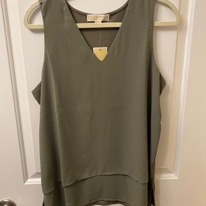 Michael Kors - olive green, chiffon front v-neck sleeveless top - L